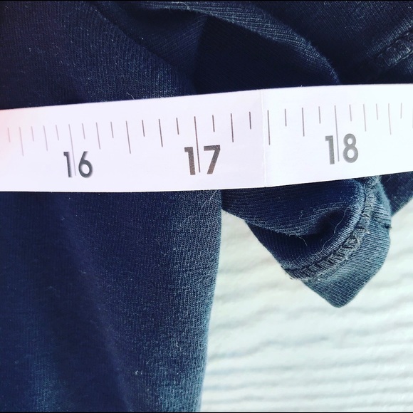 Hugo Boss Basic T-Shirt - Picture 5 of 5